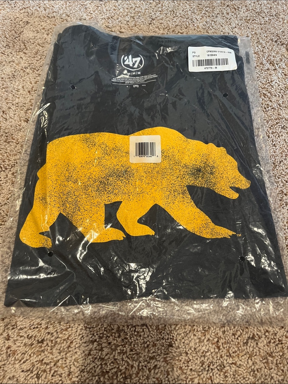 47 Brand Black Short-Sleeve Tee with Yellow Bear Graphic